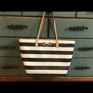 KATE SPADE Black and white striped large tote bag